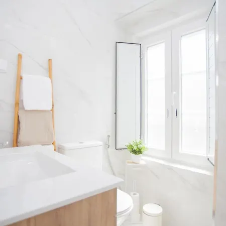 Charming House * Barreiro (Setubal)